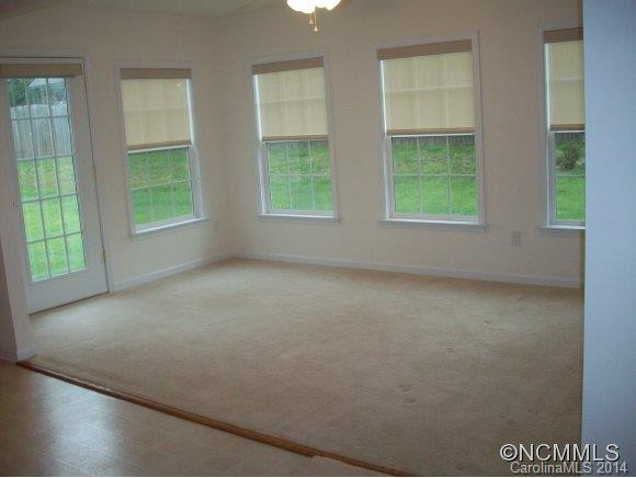 24 Meadow Pathway Drive - Photo 6