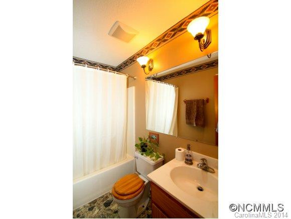 255 Dicks Trail - Photo 17