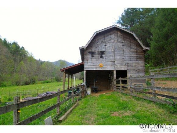 255 Dicks Trail - Photo 4