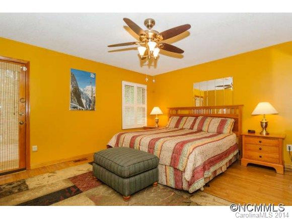 301 Parkway Vista Drive - Photo 14