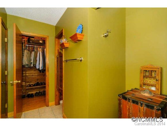 301 Parkway Vista Drive - Photo 17