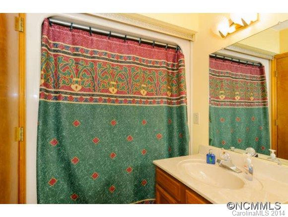 301 Parkway Vista Drive - Photo 20