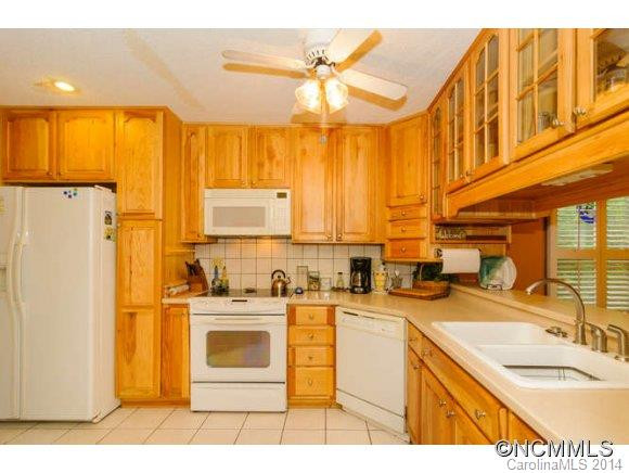 301 Parkway Vista Drive - Photo 10