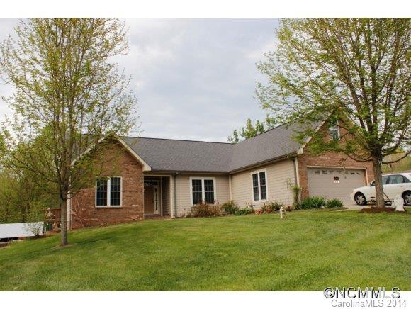 401 Hoopers Creek Rd