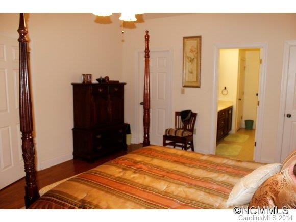401 Hoopers Creek Rd - Photo 12