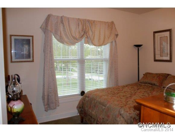 401 Hoopers Creek Rd - Photo 15