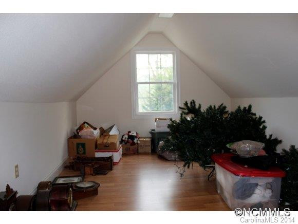 401 Hoopers Creek Rd - Photo 19