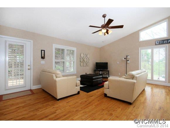 84 Town Mountain Road - Photo 2
