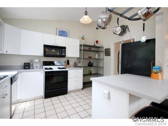 84 Town Mountain Road - Photo 5