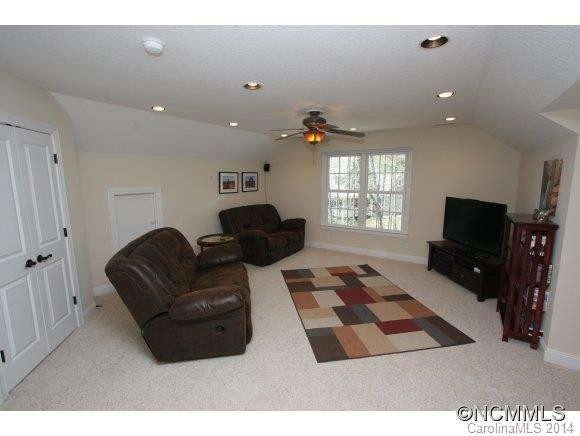 60 Duncan Estate Drive - Photo 12