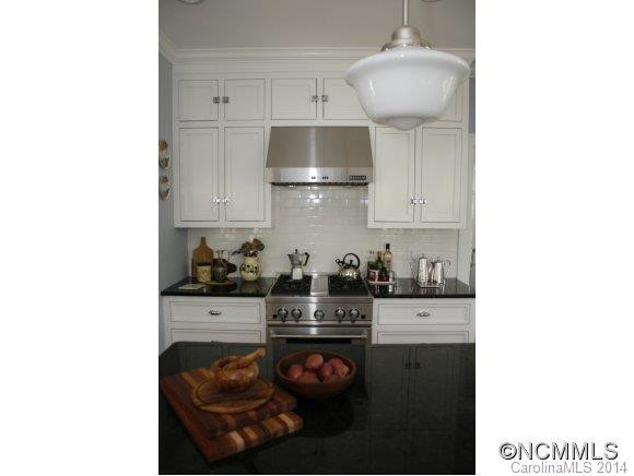 11 Griffing Boulevard - Photo 12