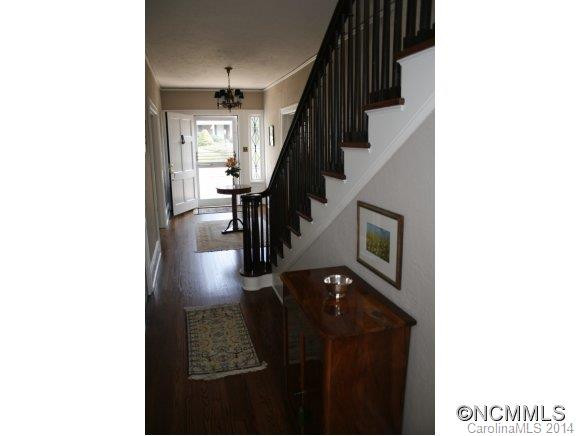 11 Griffing Boulevard - Photo 4