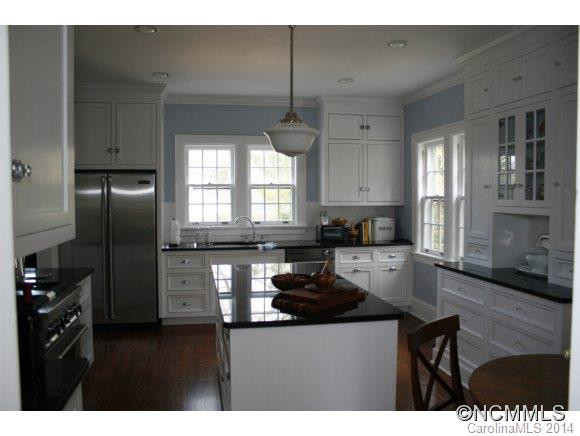 11 Griffing Boulevard - Photo 8