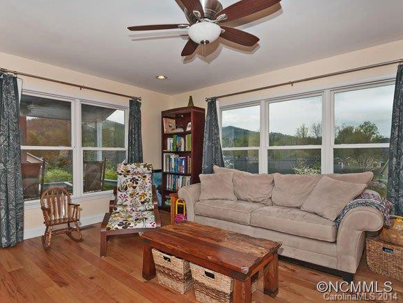 11 Carolina Corner - Photo 2
