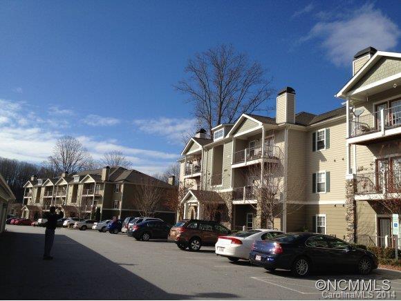 500 Vista Lake Drive.Unit 2