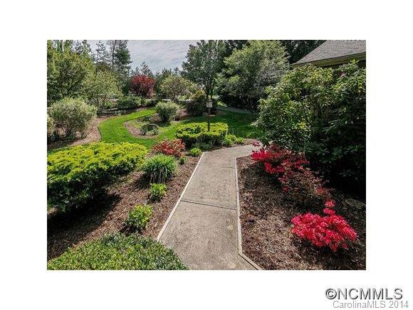105 Pine Cone Hill - Photo 4