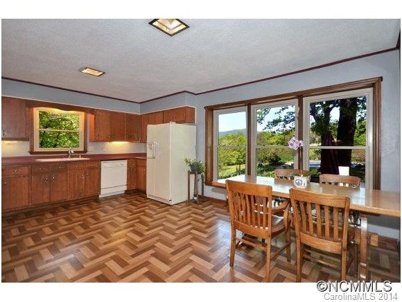 154 Laurel Circle - Photo 4