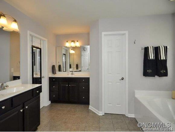 209 NEW RIVER DRIVE - Photo 16