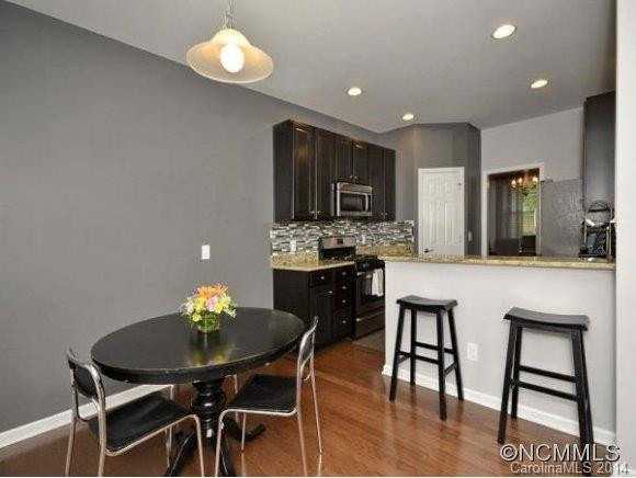 209 NEW RIVER DRIVE - Photo 8