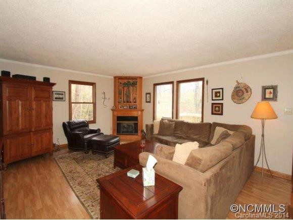11 BURTON DRIVE - Photo 4