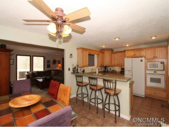 11 BURTON DRIVE - Photo 6