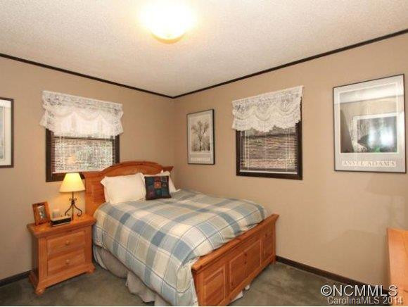 11 BURTON DRIVE - Photo 10