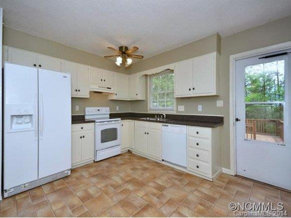 460 CREEKSIDE DRIVE - Photo 4