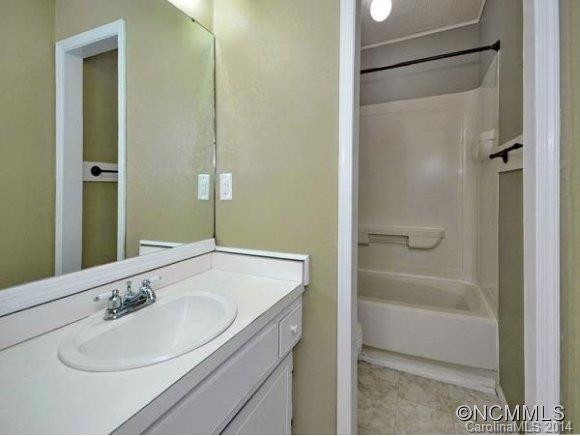 460 CREEKSIDE DRIVE - Photo 10