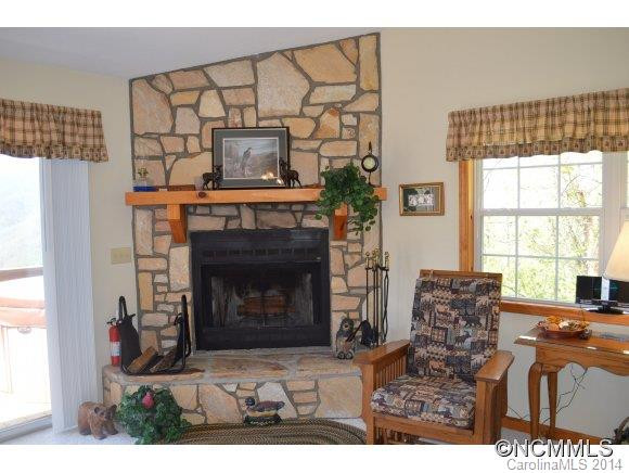 720 Robin Roost - Photo 5
