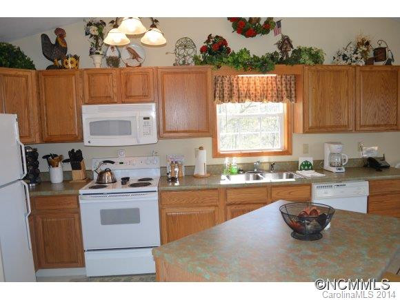 720 Robin Roost - Photo 8