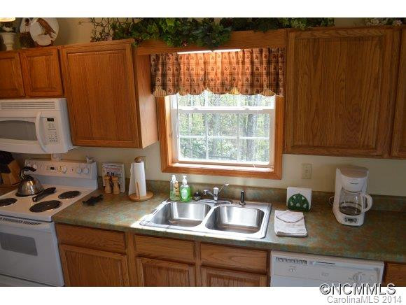 720 Robin Roost - Photo 9