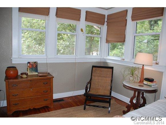 37 Hollywood Street - Photo 8