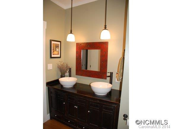 37 Hollywood Street - Photo 9