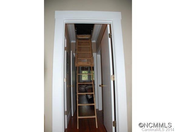 37 Hollywood Street - Photo 10