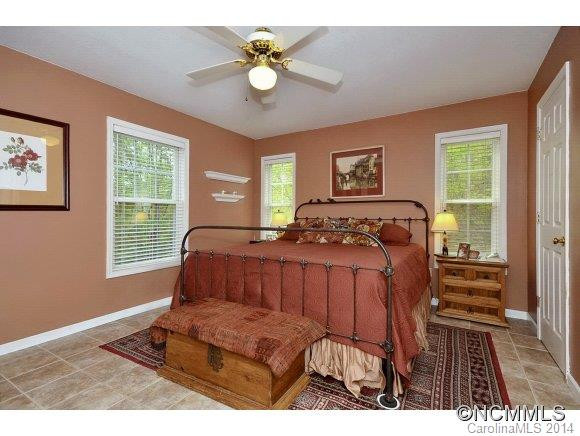 168 Mount Royal Drive - Photo 12