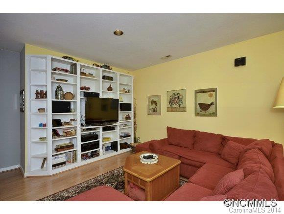 168 Mount Royal Drive - Photo 17