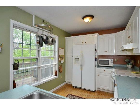 168 Mount Royal Drive - Photo 9