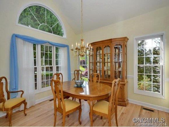 99 Hillcrest Drive - Photo 6