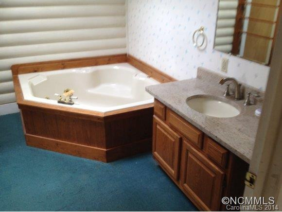 418 Cherokee Circle - Photo 8