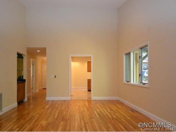 105 N. SCARLET OAK LANE - Photo 4