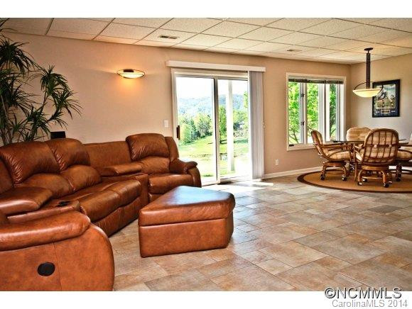 5 Manor Way - Photo 13