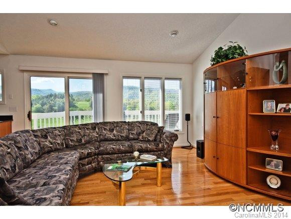 5 Manor Way - Photo 5