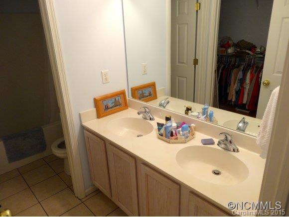 58 Wiltshire Circle - Photo 14
