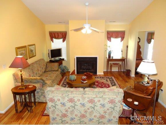 58 Wiltshire Circle - Photo 7