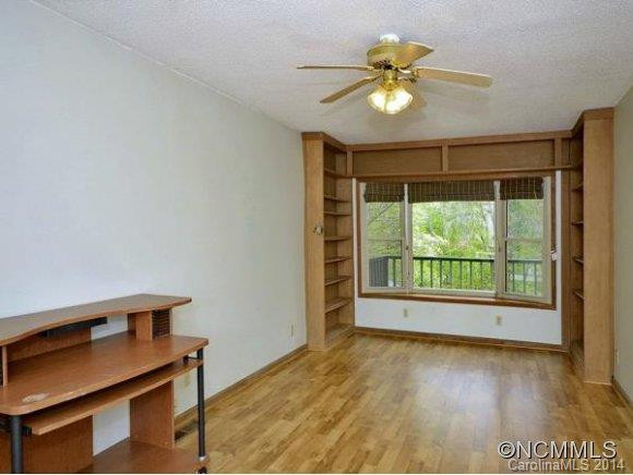 144 SCARLET DRIVE - Photo 4