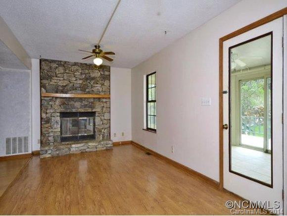 144 SCARLET DRIVE - Photo 6