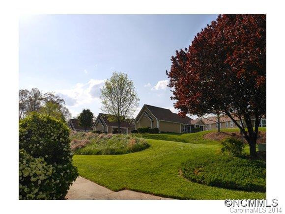 802 Woodlea Court - Photo 2