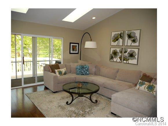 802 Woodlea Court - Photo 4