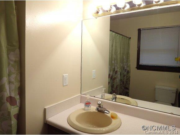 40 Pebblebrook St - Photo 8
