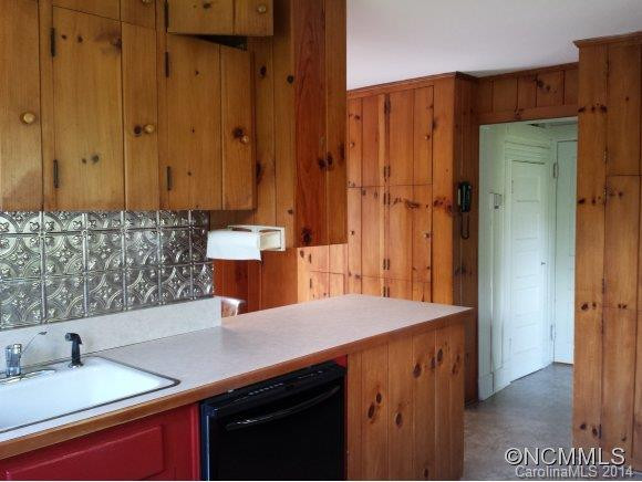 240 Maple Street - Photo 13